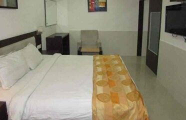 Hotel Leela Grand Inn